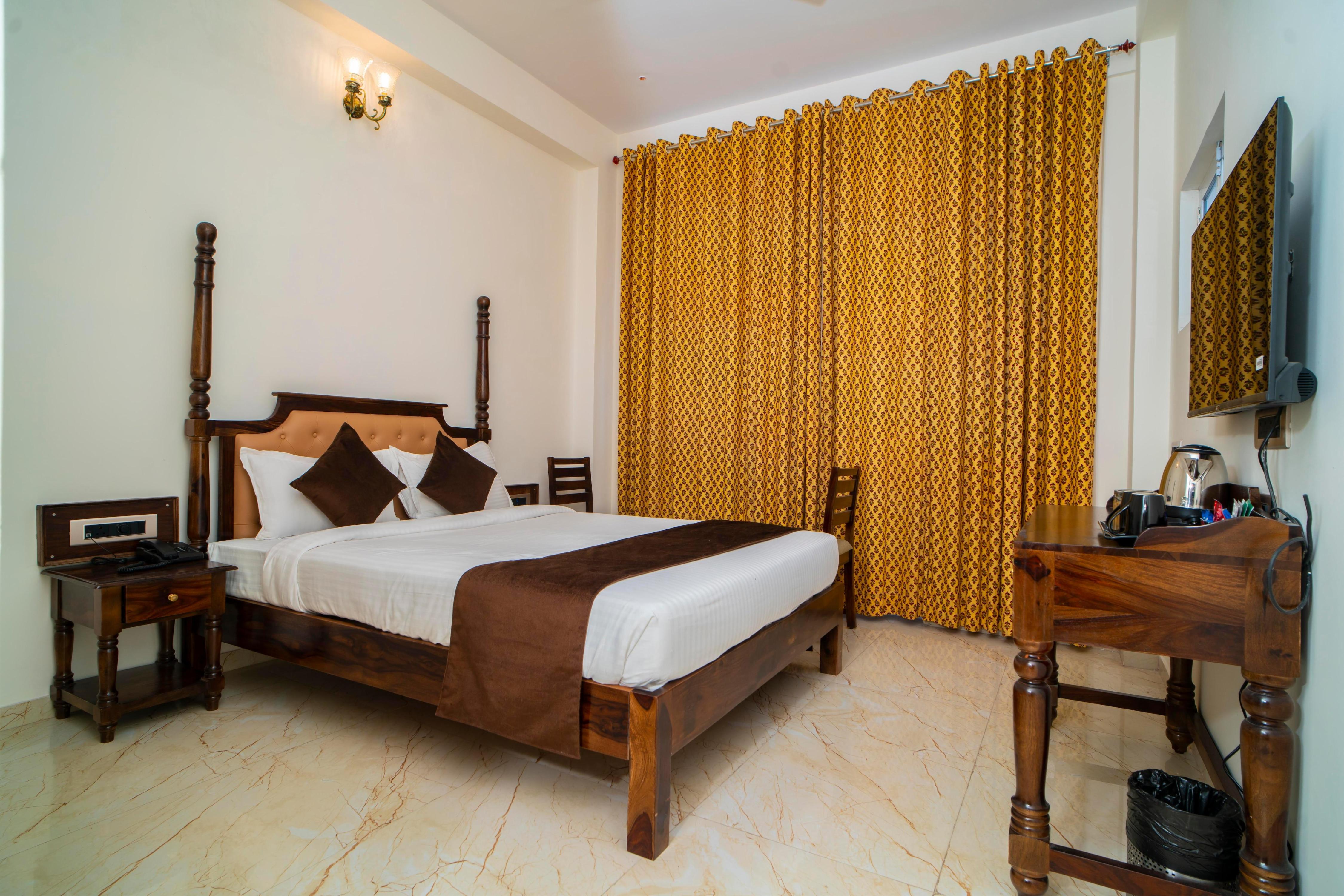 DERA PICHOLA Room Type - Standard Queen Room