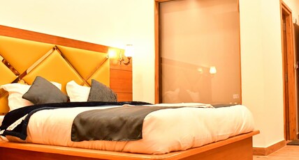 Mountain Majestys Inn Room Type - Deluxe Room Mountain Majestys Inn Room Type - Deluxe Room