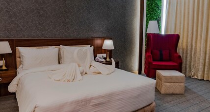 ESSOTTO RECREATION HUB Room Type - DELUXE KING OR QUEEN ROOM ESSOTTO RECREATION HUB Room Type - DELUXE KING OR QUEEN ROOM
