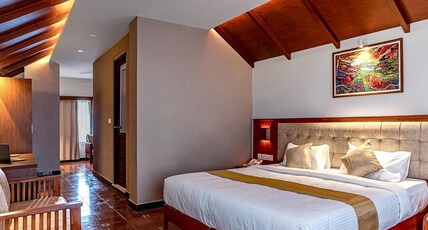 PALCASTLE REGENCY Room Type - Suite Room