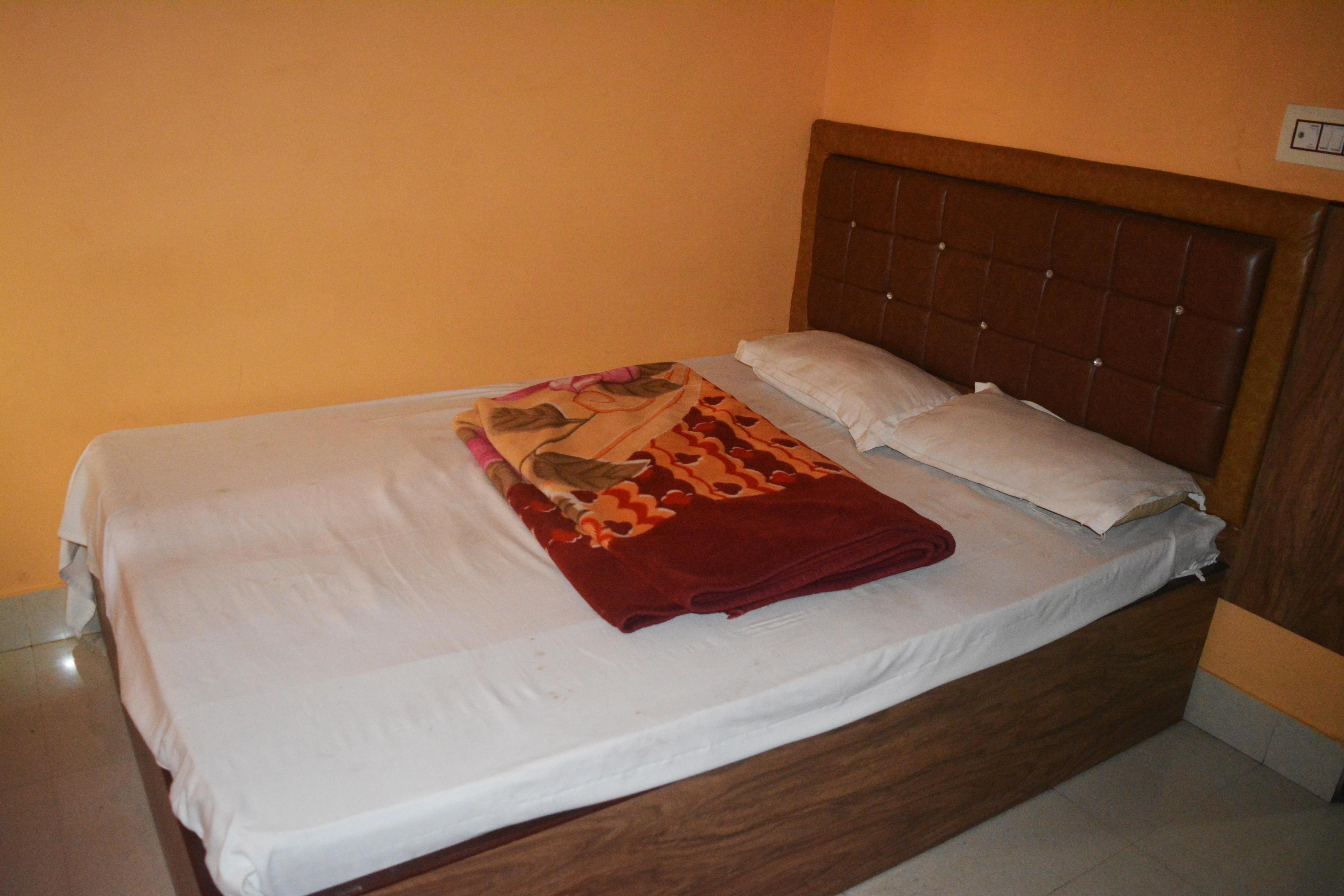 Stay Inn on Kalyani Highway - Tap to explore photos