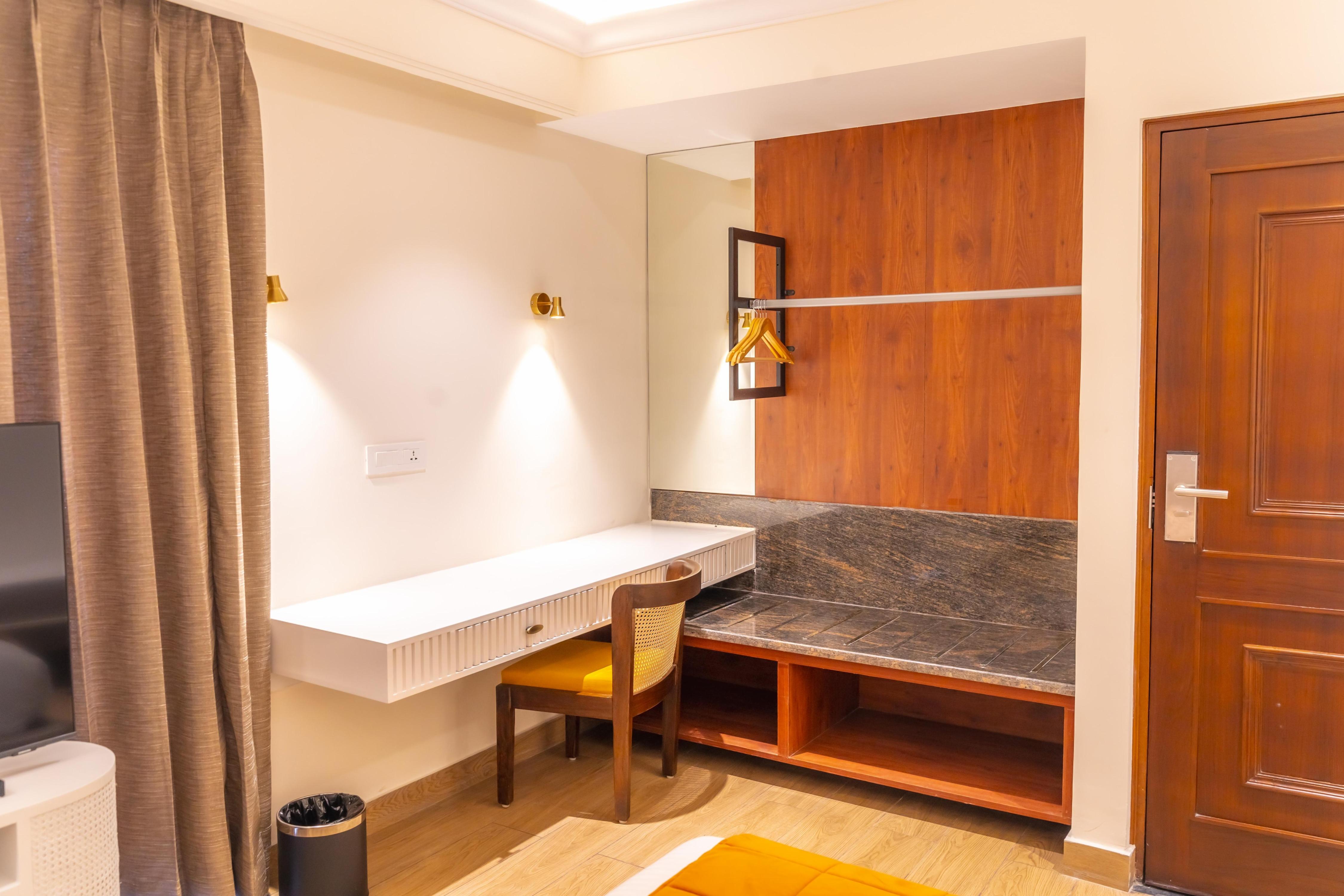 Hotel MJ Plaza Rajpur Road, Dehradun - Tap to explore photos