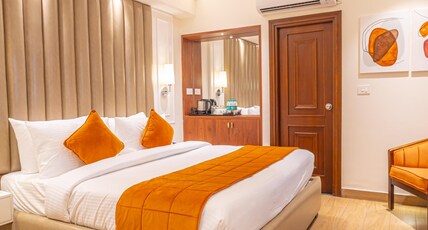 Hotel MJ Plaza Room Type - Premium Room with Balcony