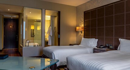 Hilton Bangkok Grande Asoke Room Type - TWIN DELUXE ROOM