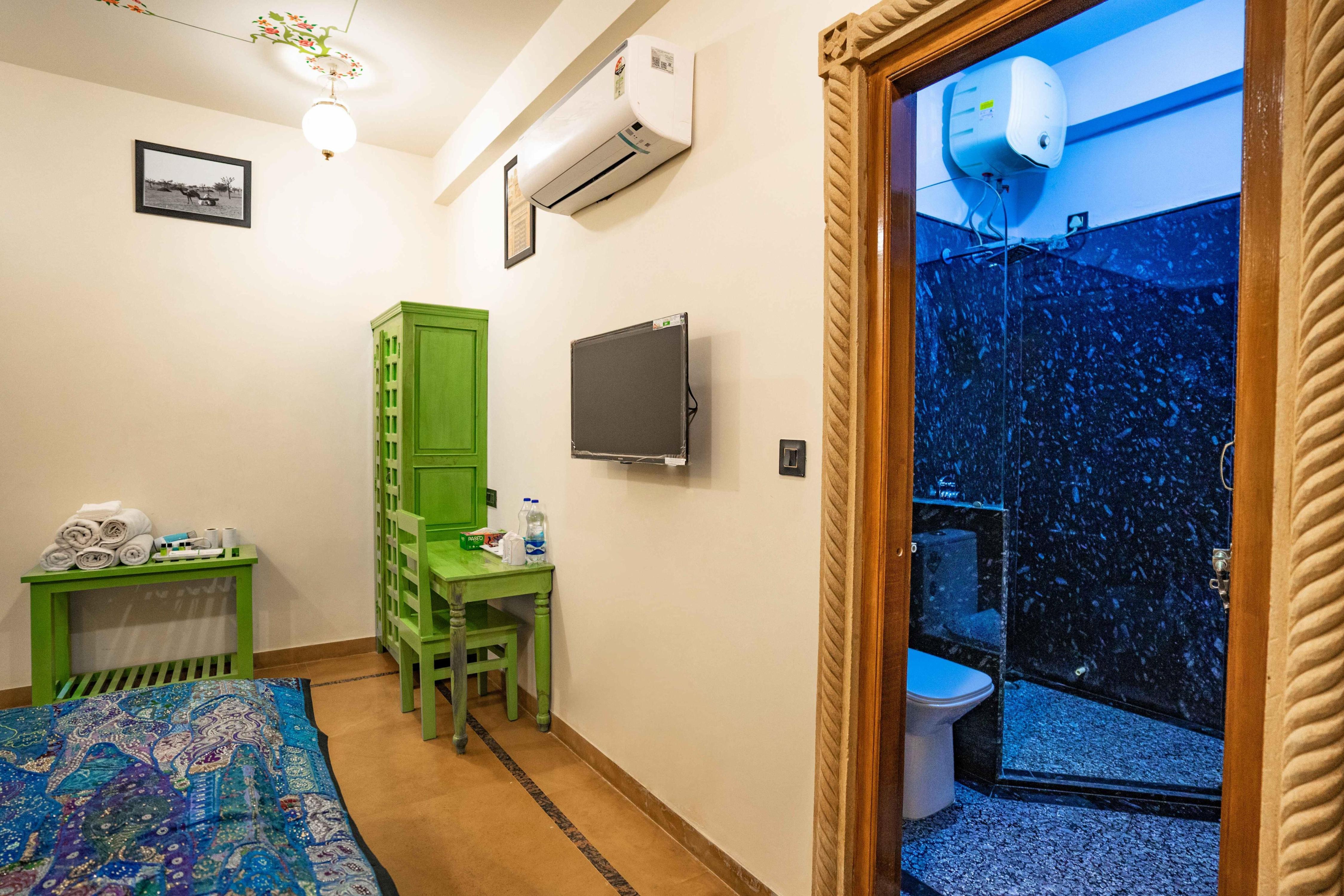 Tripli Hotels Prithvi Haveli - Tap to explore photos