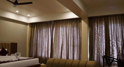 SAFFRON VALLEY HOTELS AND RESORTS Room Type - DELUXE PANAROMIC ROOM