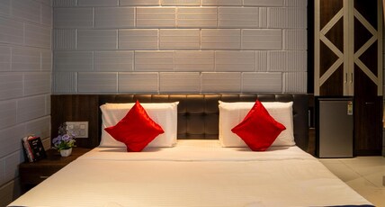 Seasons Suites HBR Room Type - Cottage With Bathtub