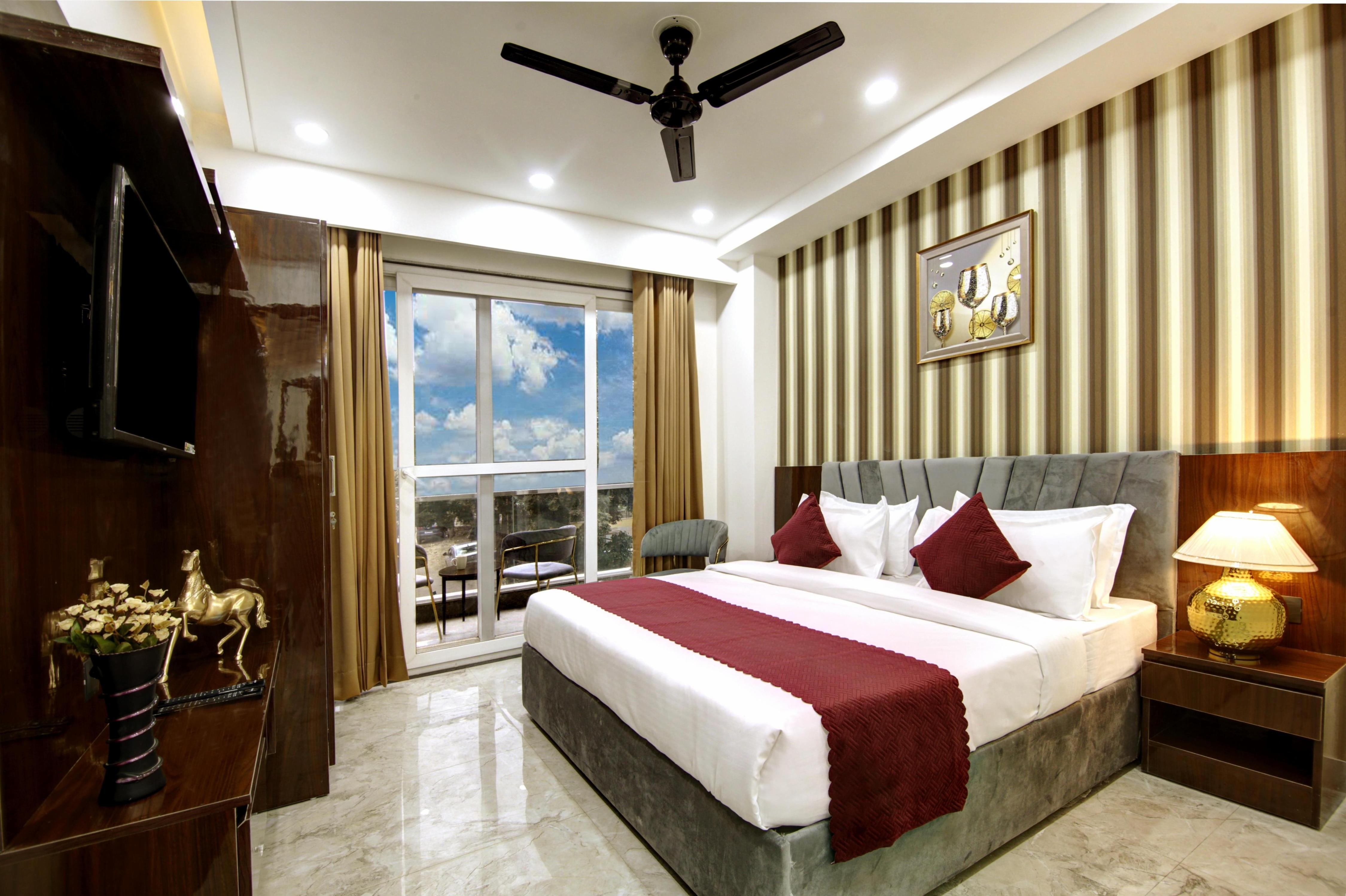 Limewood Stay Service Apartment 2BHK & 1BHK Millenium City Centre