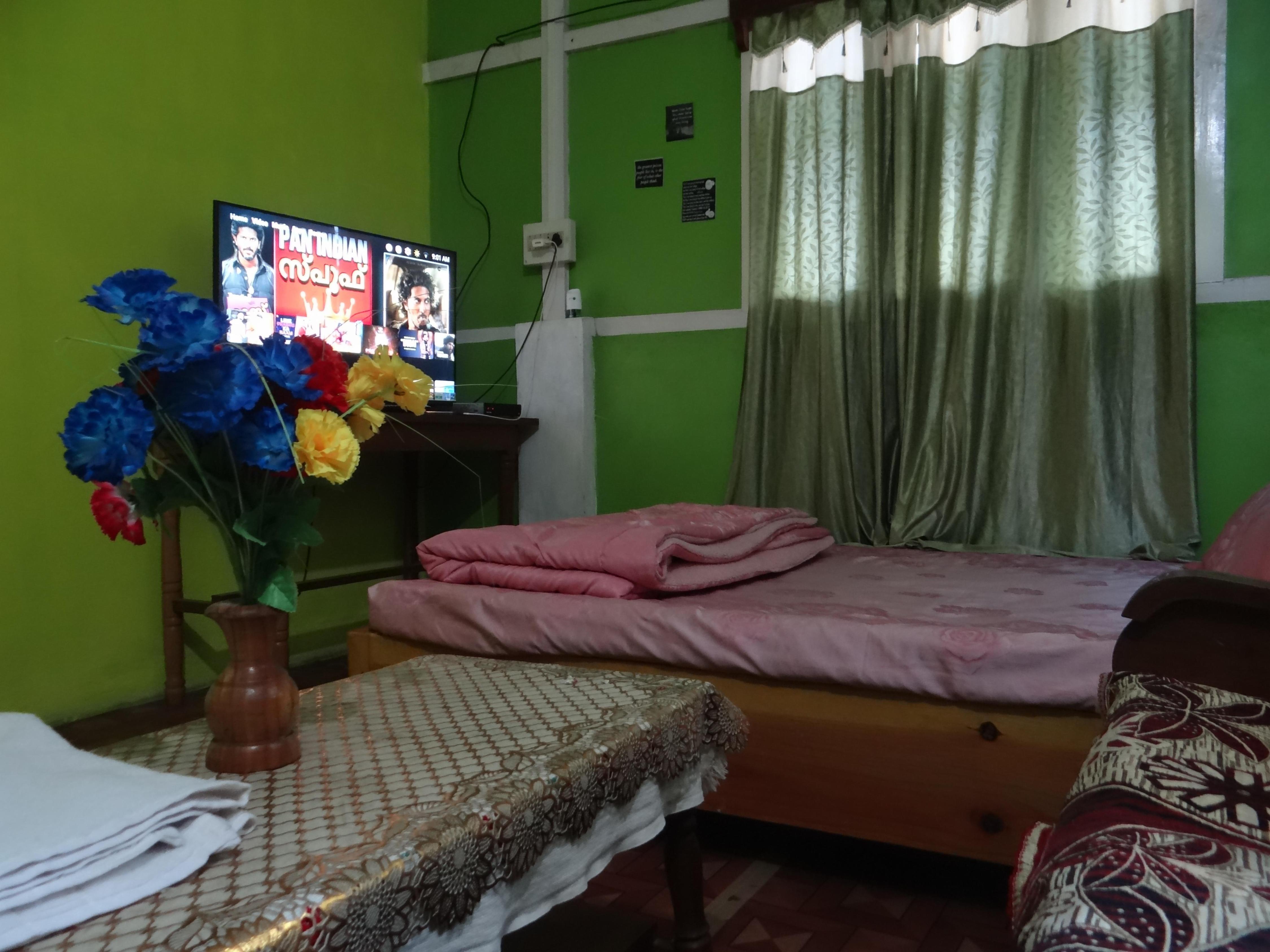 Ngoedrup Homestay Sangti - Tap to explore photos