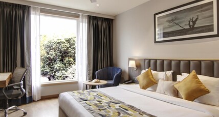 Hotel East Park Inn Room Type - Deluxe Room With Smart TV Hotel East Park Inn Room Type - Deluxe Room With Smart TV