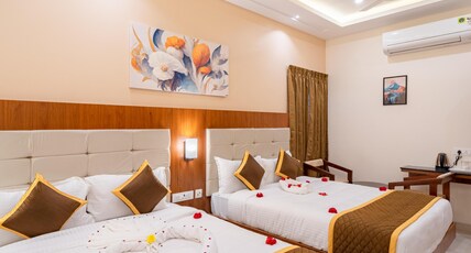 Welcome Grand Residency Room Type - Deluxe Quadruple Four Occupancy