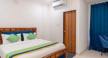 Treebo Pure Earth Stay, Vijay Nagar Room Type - Standard Room