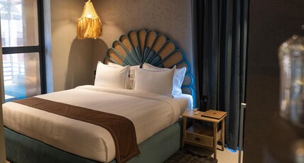 Origin Boutique Hotel Room Type - Junior Suite with Jacuzzi and Bathtub