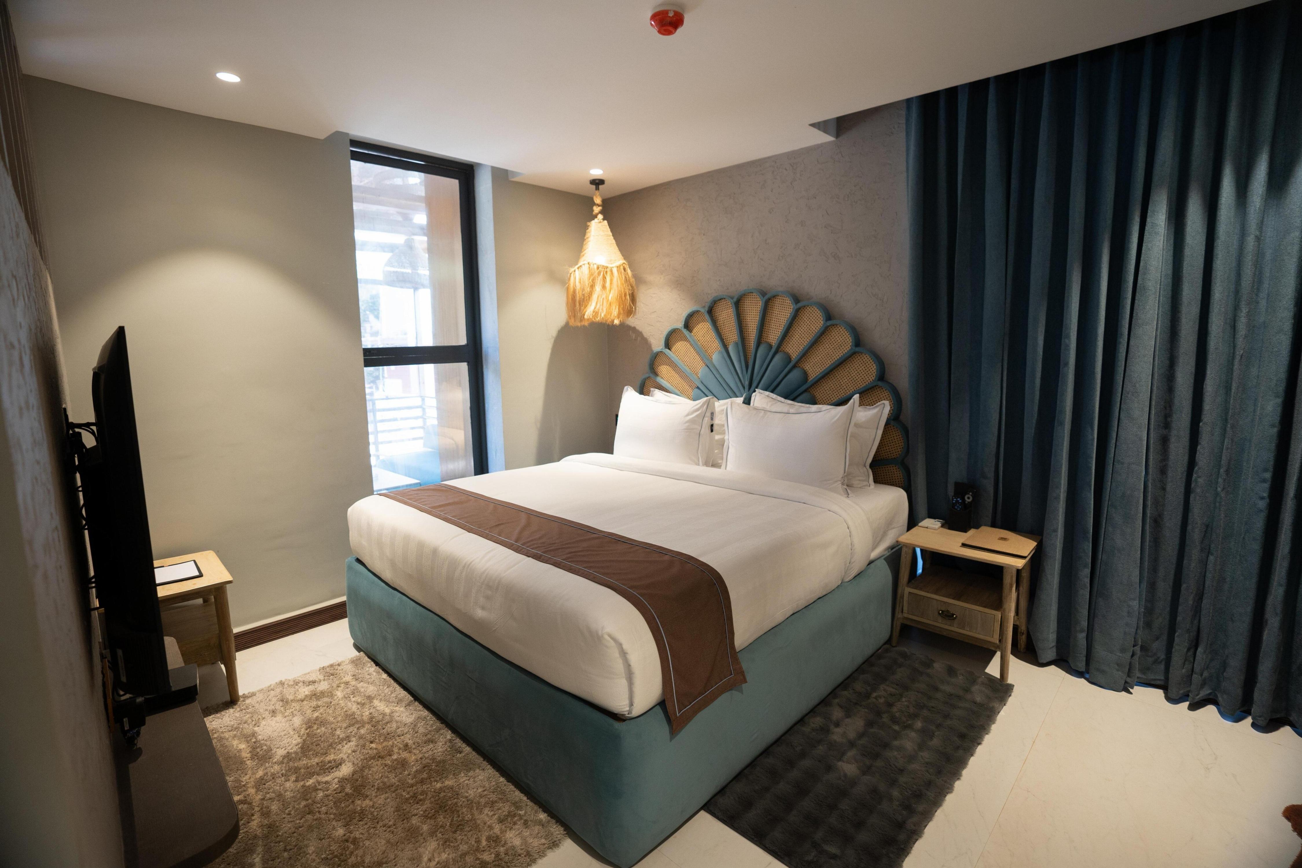 Pixcel Holidays Room Type - Junior Suite