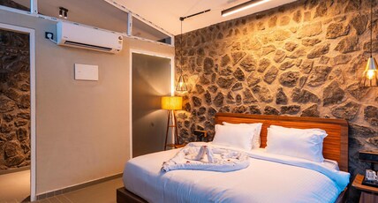 Basalt Paradise Resort and Spa Room Type - Zen Room