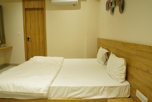 Hotel Rajshree