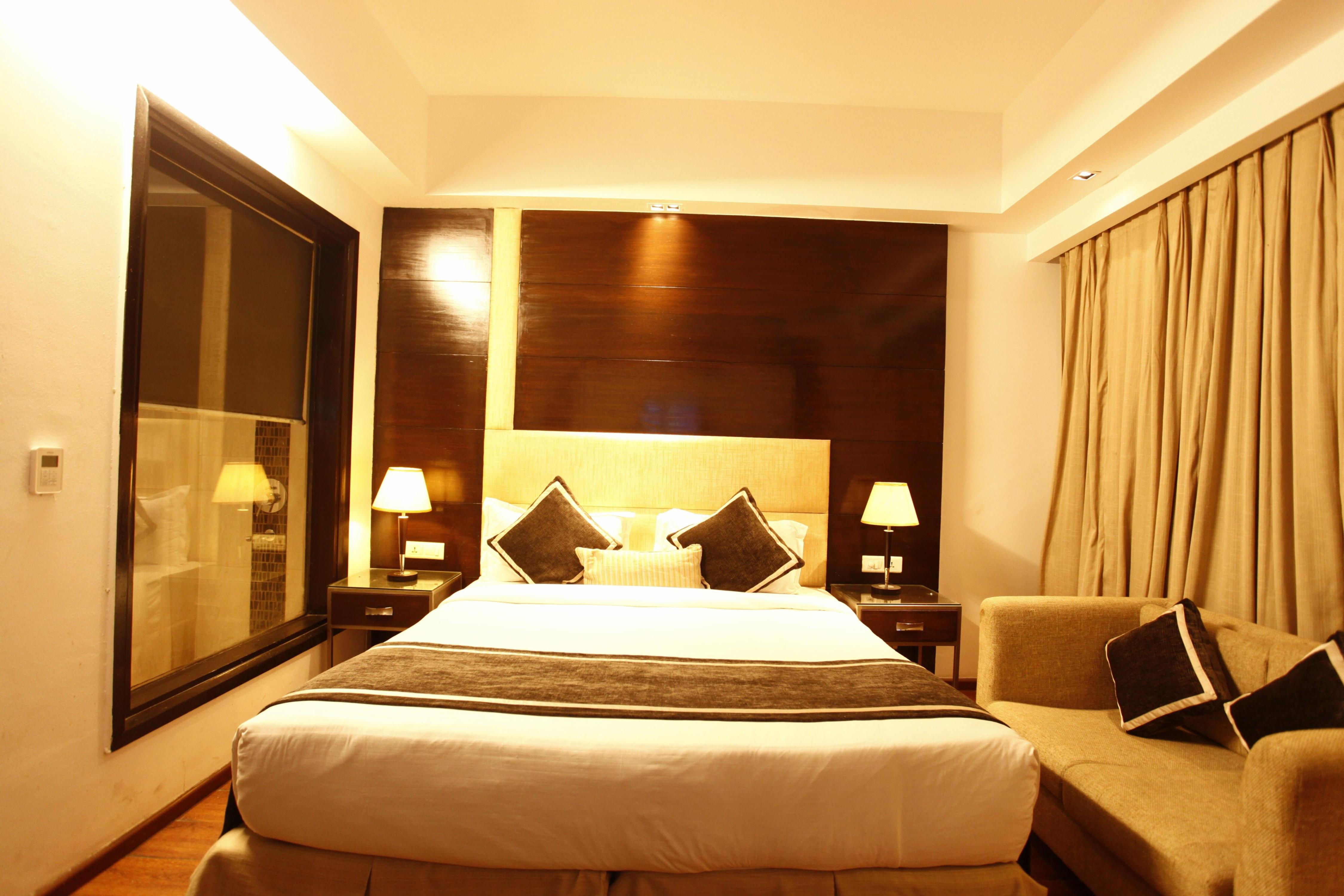Plutos Hotel Vasant Kunj - Tap to explore photos