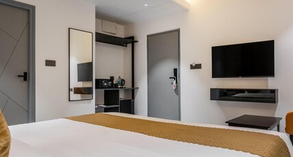 Cloud 5 Studios Room Type - Standard Room Cloud 5 Studios Room Type - Standard Room