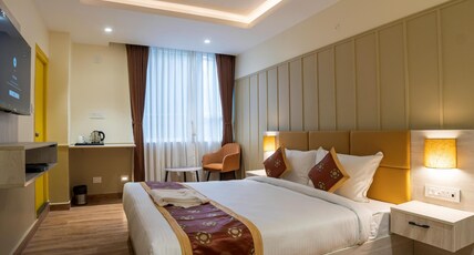 The Glory A Boutique Hotel (Near M.G Marg) Room Type - Comfort Queen The Glory A Boutique Hotel (Near M.G Marg) Room Type - Comfort Queen