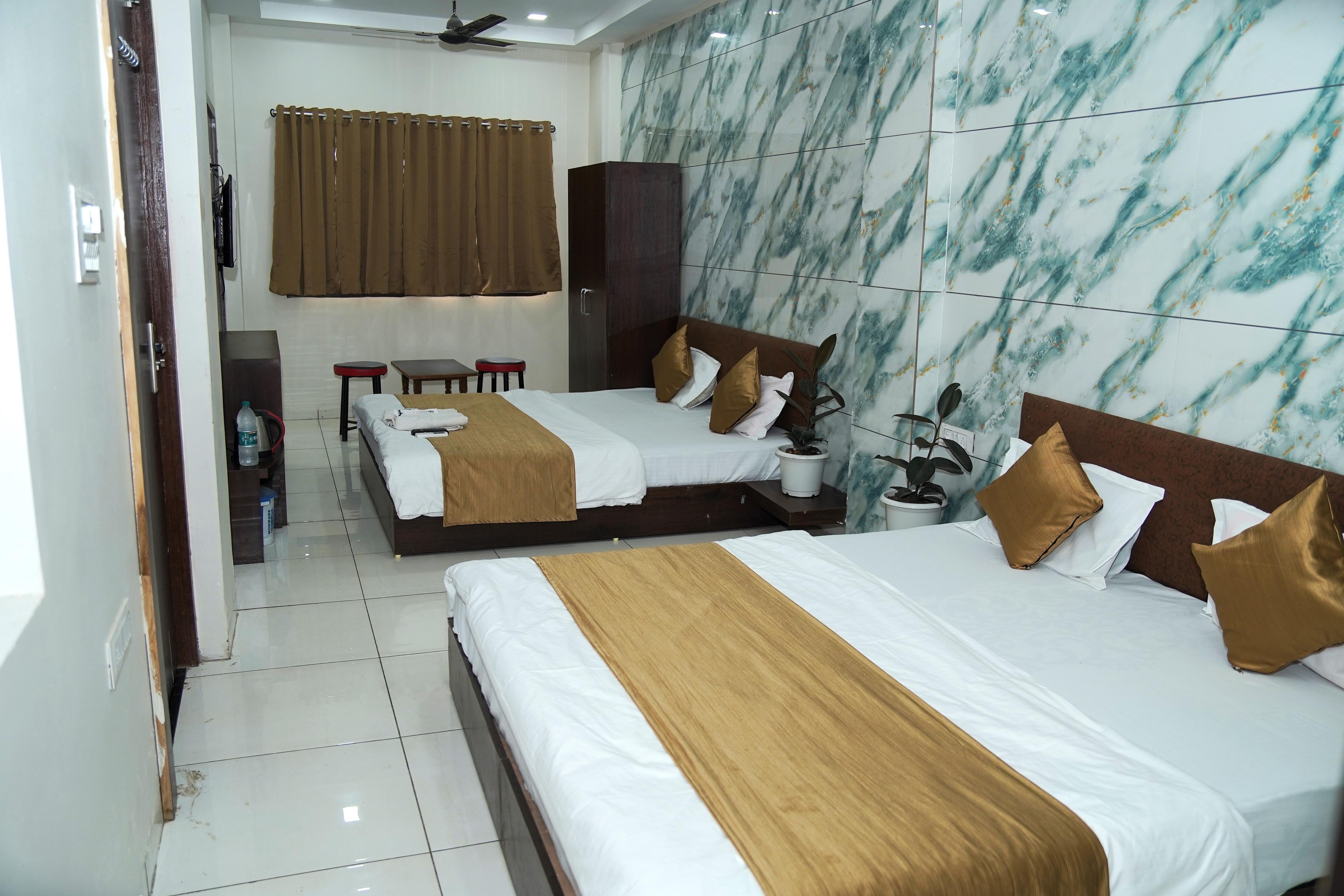 Hotel Dev Shree Palace Room Type - Family Room