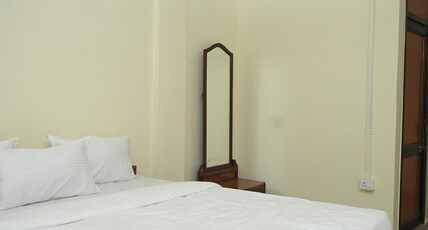 Saanvi Royal Club Resort and Restaurant Room Type - Standard room without balcony