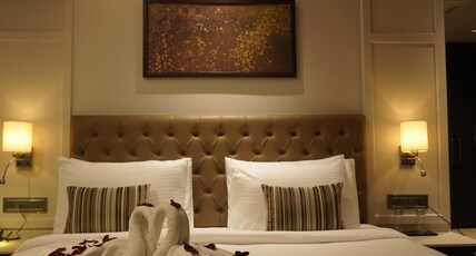Rester Select Indore Room Type - Grand Room
