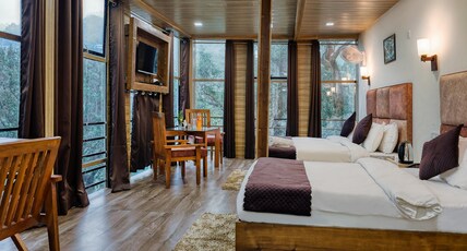Hotel Lake In Tree Room Type - Family Suite