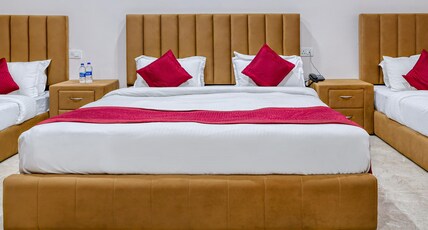 Hotel Lake In Tree Room Type - Super Deluxe