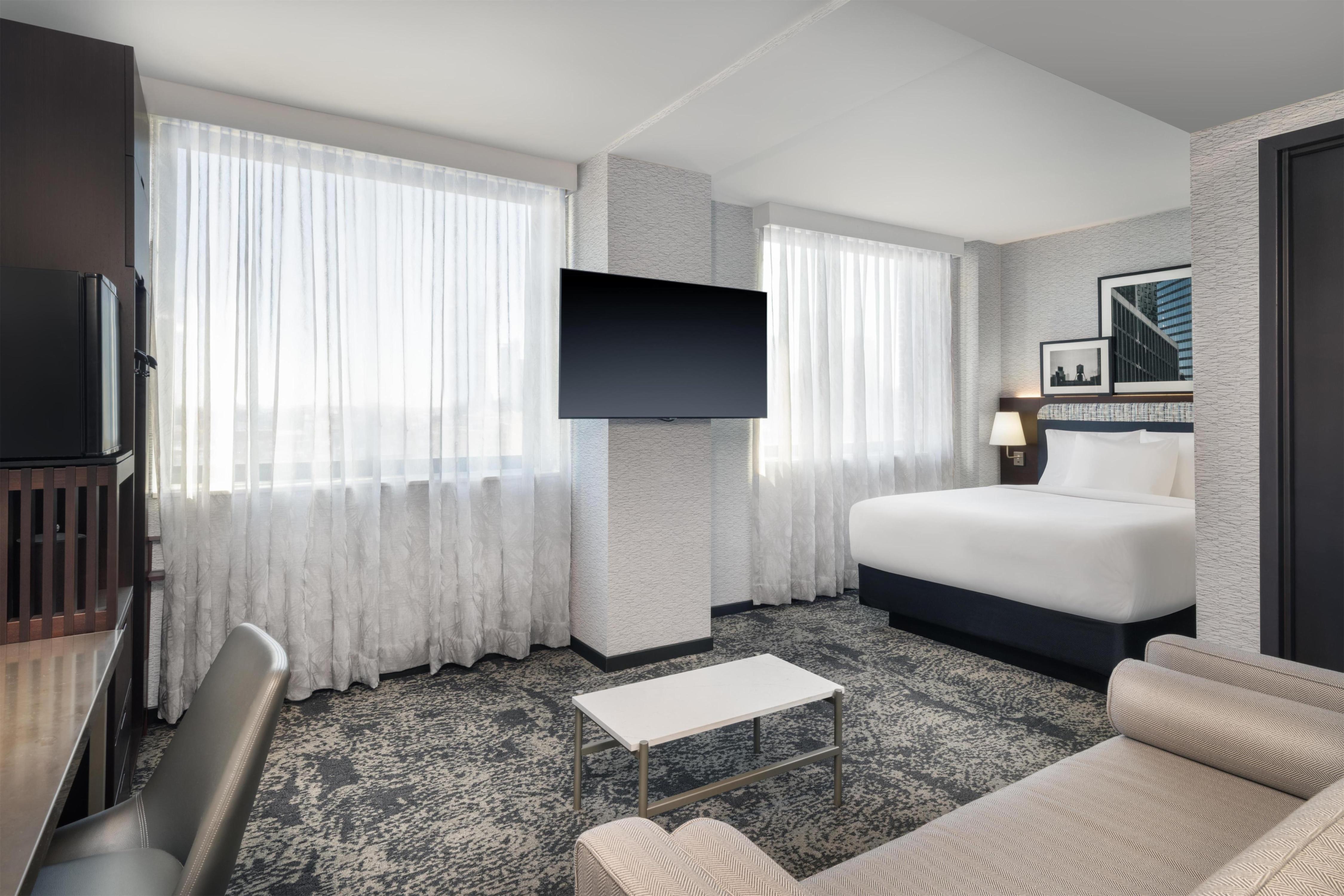 DoubleTree by Hilton Long Island City, NY