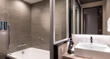DoubleTree by Hilton Kyoto Station Room Type - TRIPLE EXECUTIVE ROOM