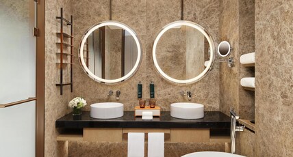 Hilton Huzhou Nanxun Room Type - TWIN DELUXE RM W LAKE VIEW