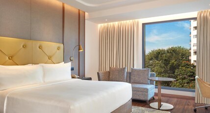 DoubleTree by Hilton Bengaluru Whitefield Room Type - KING DELUXE ROOM