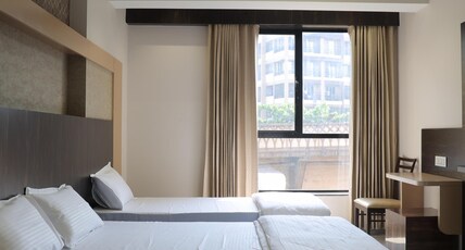 Hotel Food plaza Room Type - Executive Room
