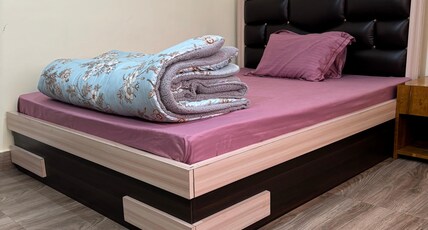 Blueduke Homestay Room Type - Double Room With Attach Bathroom