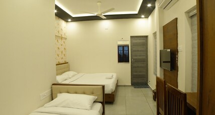 Kovilakam Achutham Room Type - Family 4 Bed Room