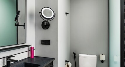 Moxy Bangkok Ratchaprasong Room Type - Moxy Skyline Twin Room, Guest room, 2 Twin, Skyline view Moxy Bangkok Ratchaprasong Room Type - Moxy Skyline Twin Room, Guest room, 2 Twin, Skyline view
