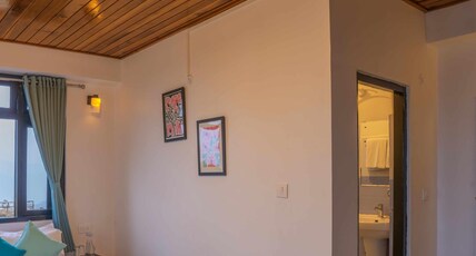 Zostel Rinchenpong (Pelling) Room Type - Deluxe Room