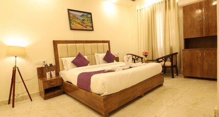 Perfectstayz Value Hills Room Type - Deluxe Room