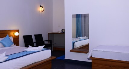 SHREE KALYA VILLAS Room Type - Cottage Room with Pool