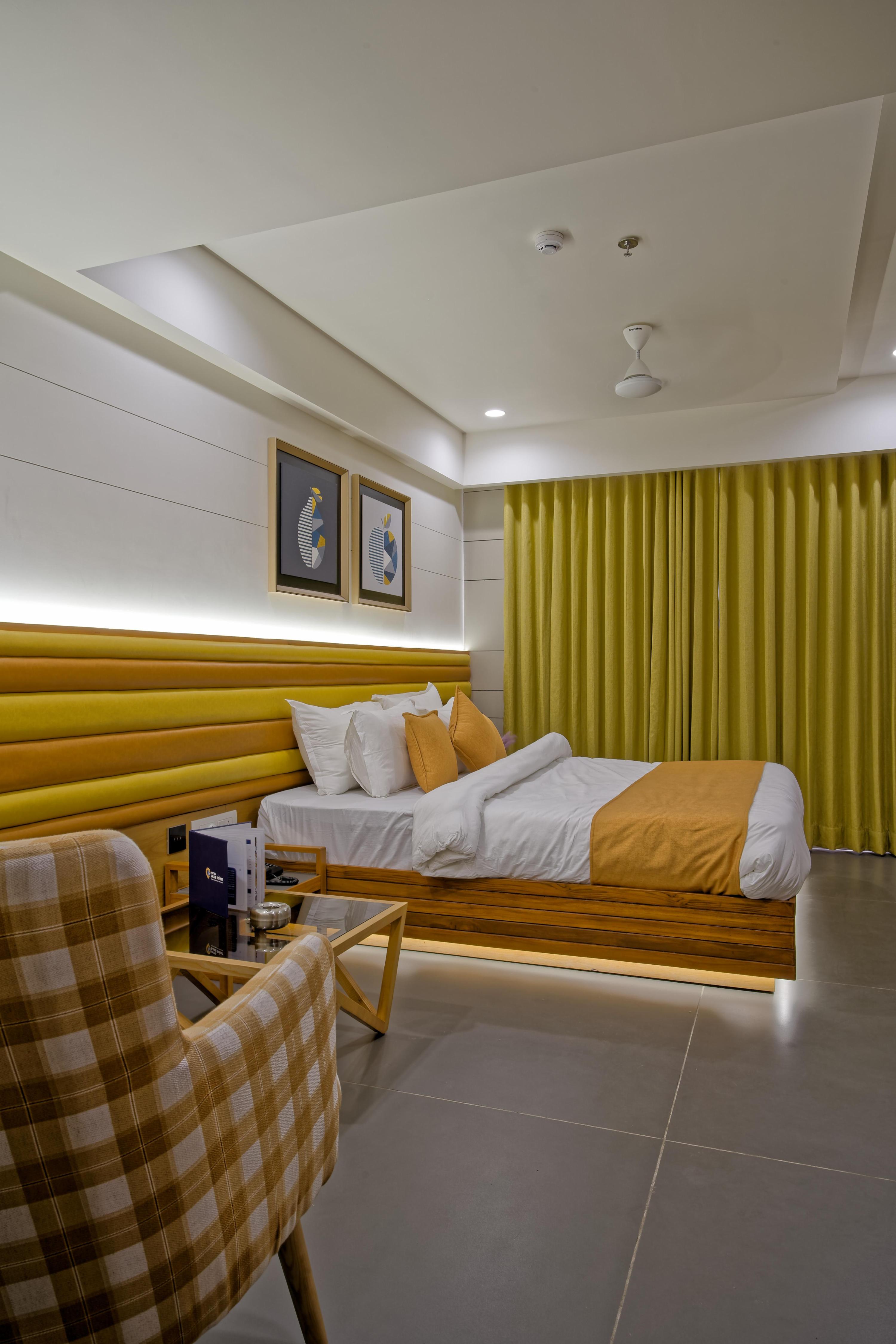 Hotel Lake Point Room Type - SUPERIOR ROOM