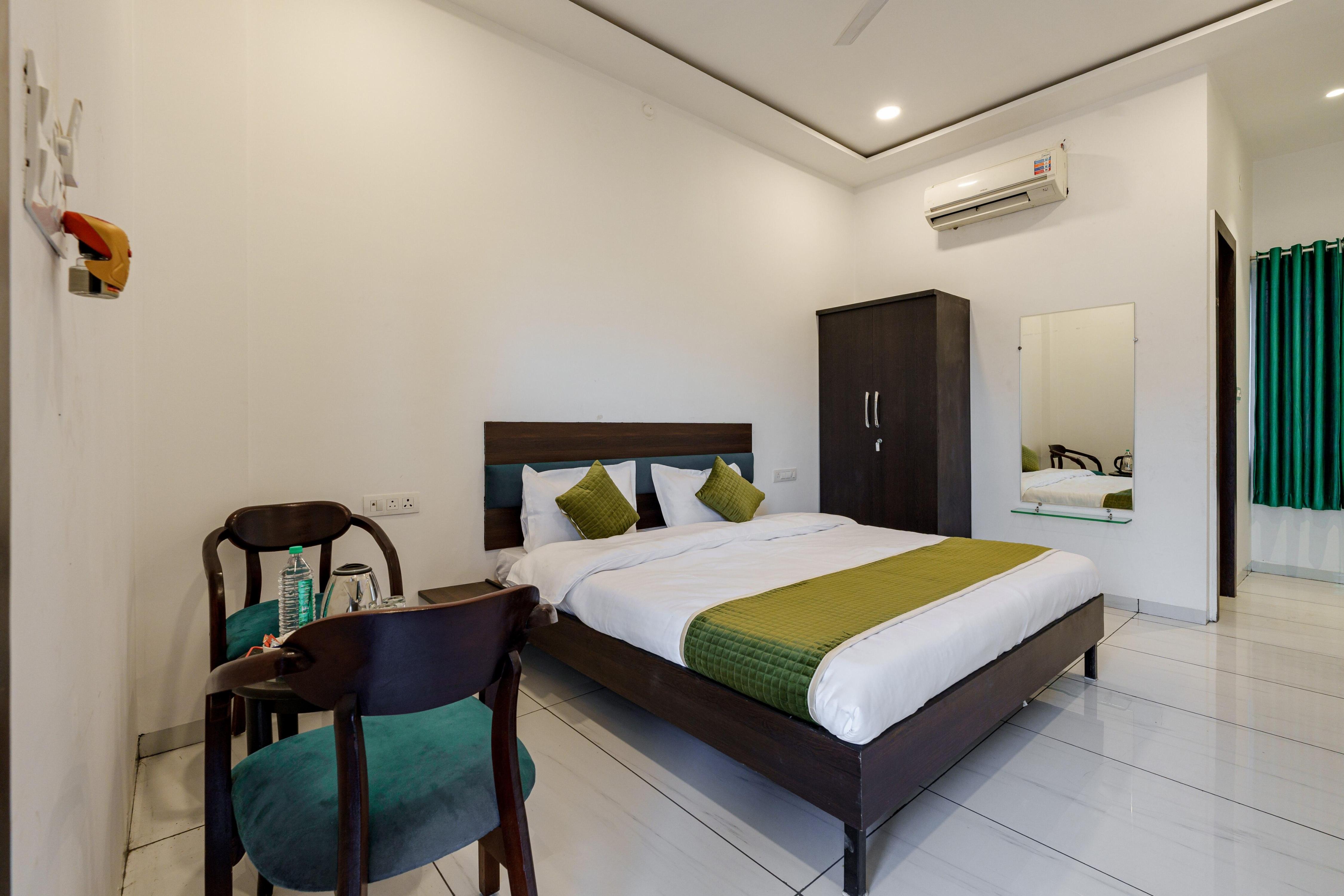 Hotel Shiv Vilas Palace Room Type - Executive AC Room