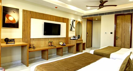 The Leena International Room Type - Executive Triple Room-Street view The Leena International Room Type - Executive Triple Room-Street view
