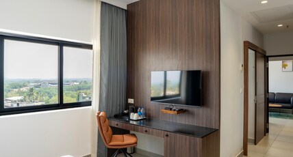 Hotel Hybiz by Darshan Room Type - Royal Suite