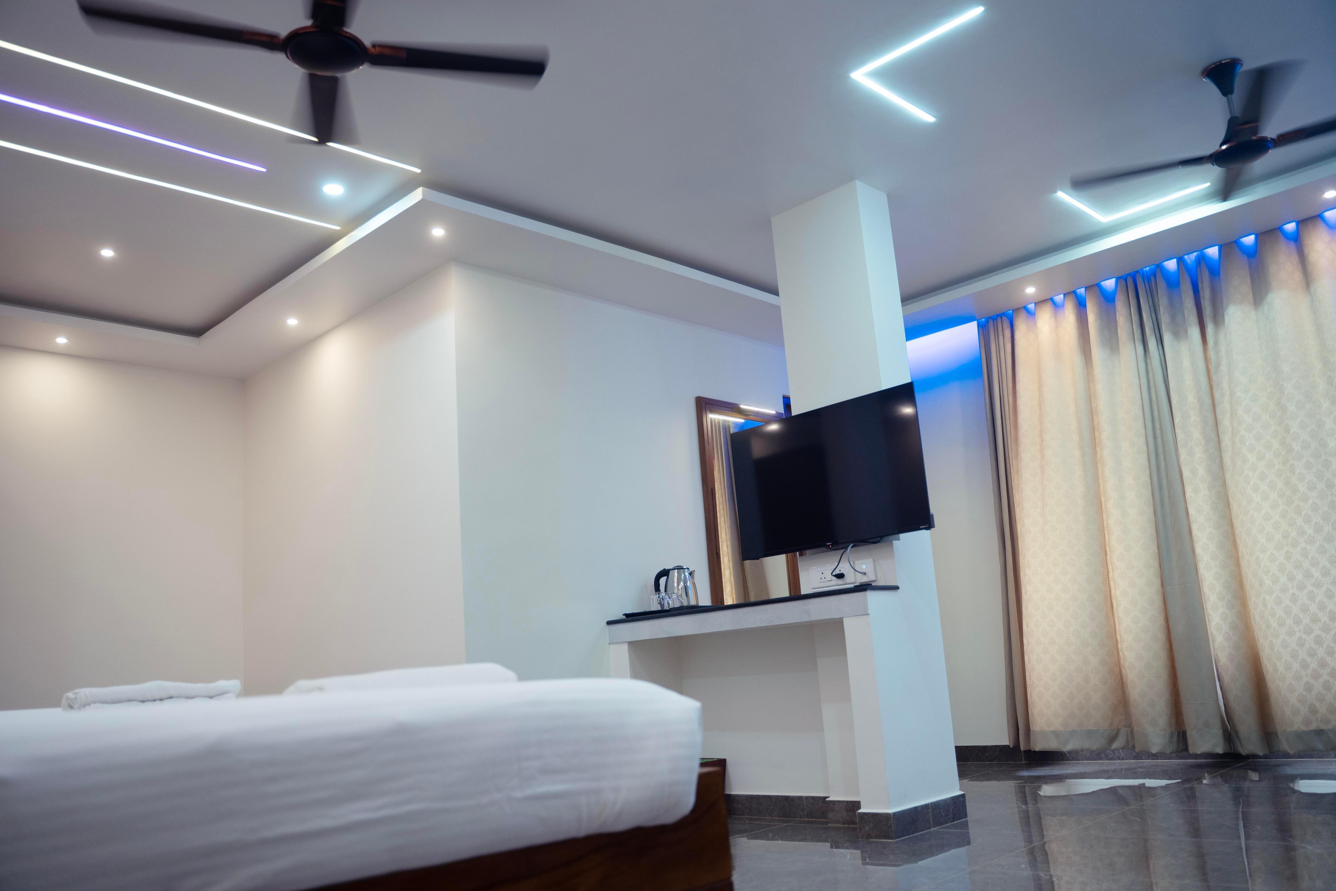 Skylar Seaview Beach Resort & Spa - Tap to explore photos