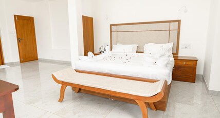 Skylar Seaview Beach Resort & Spa Room Type - Honeymoon Seaview room