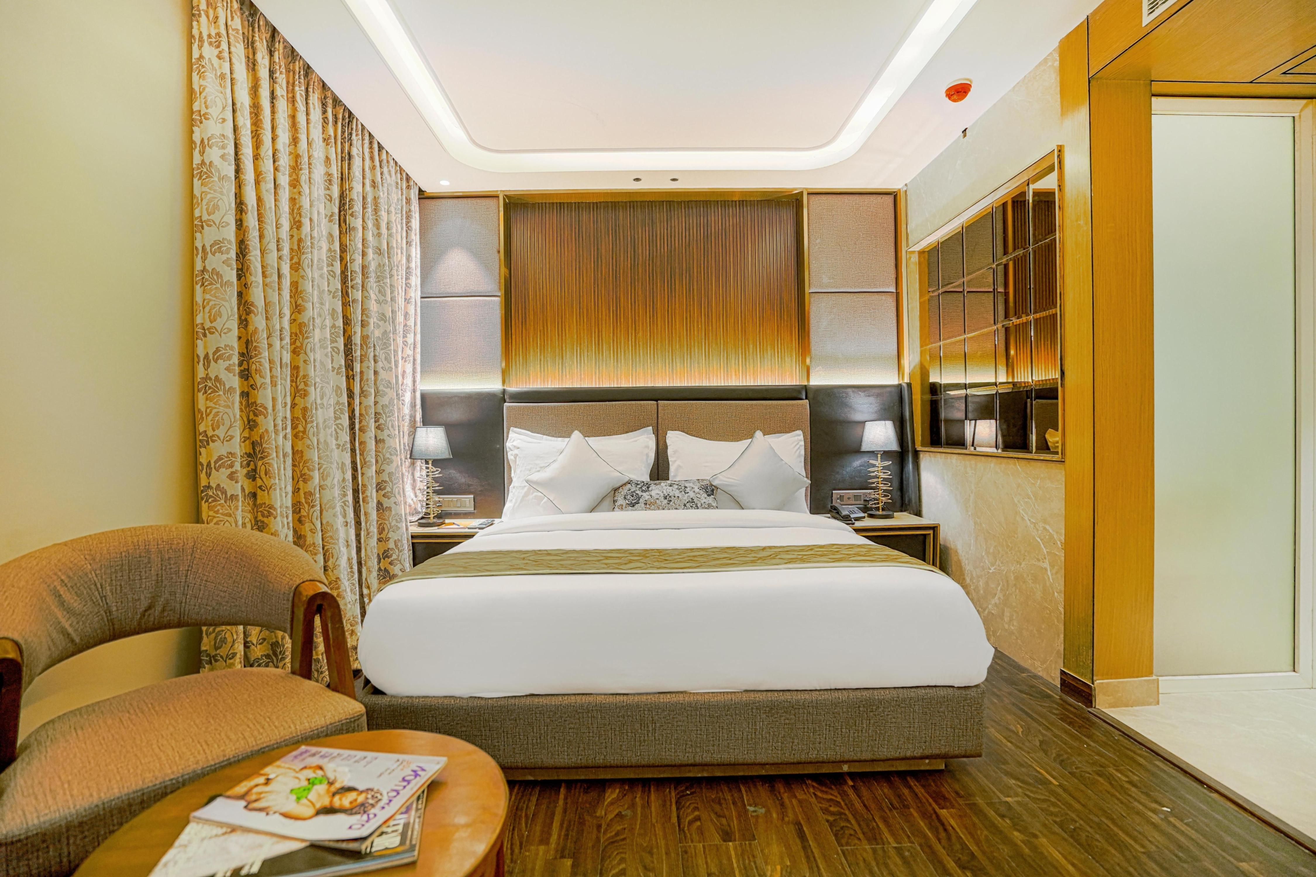 Luxe Stayz Signature Room Type - Deluxe Room