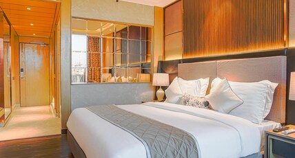 Luxe Stayz Signature Room Type - Super Deluxe With City View