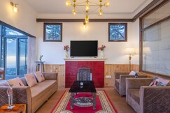 BONNEVILLE(2bhk Flat on Mall Road)By HomestayDaddy