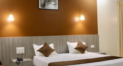 Hotel Crystal Residency Room Type - Premium Room