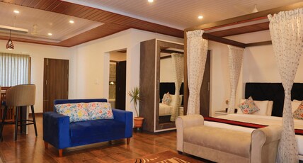 The Grand Retreat - Chikmagalur Room Type - Junior Suite with Jacuzzi